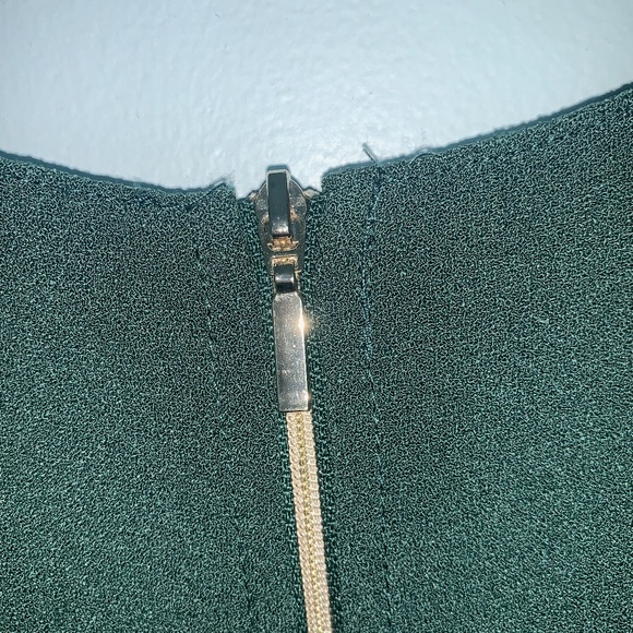 🦋 Dynamite Skater Style Green Sleeveless Dress - Picture 5 of 5